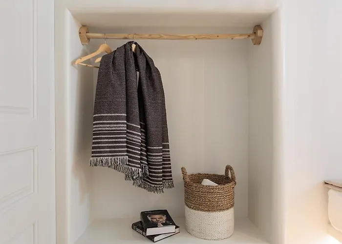 Evdokia - Luxury Olive Yard With Aegean View Séjour à la campagne