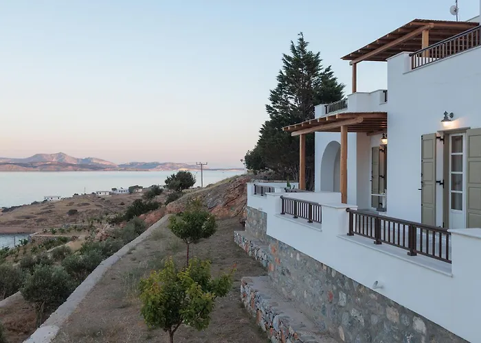 Evdokia - Luxury Olive Yard With Aegean View Country house Moutsouna